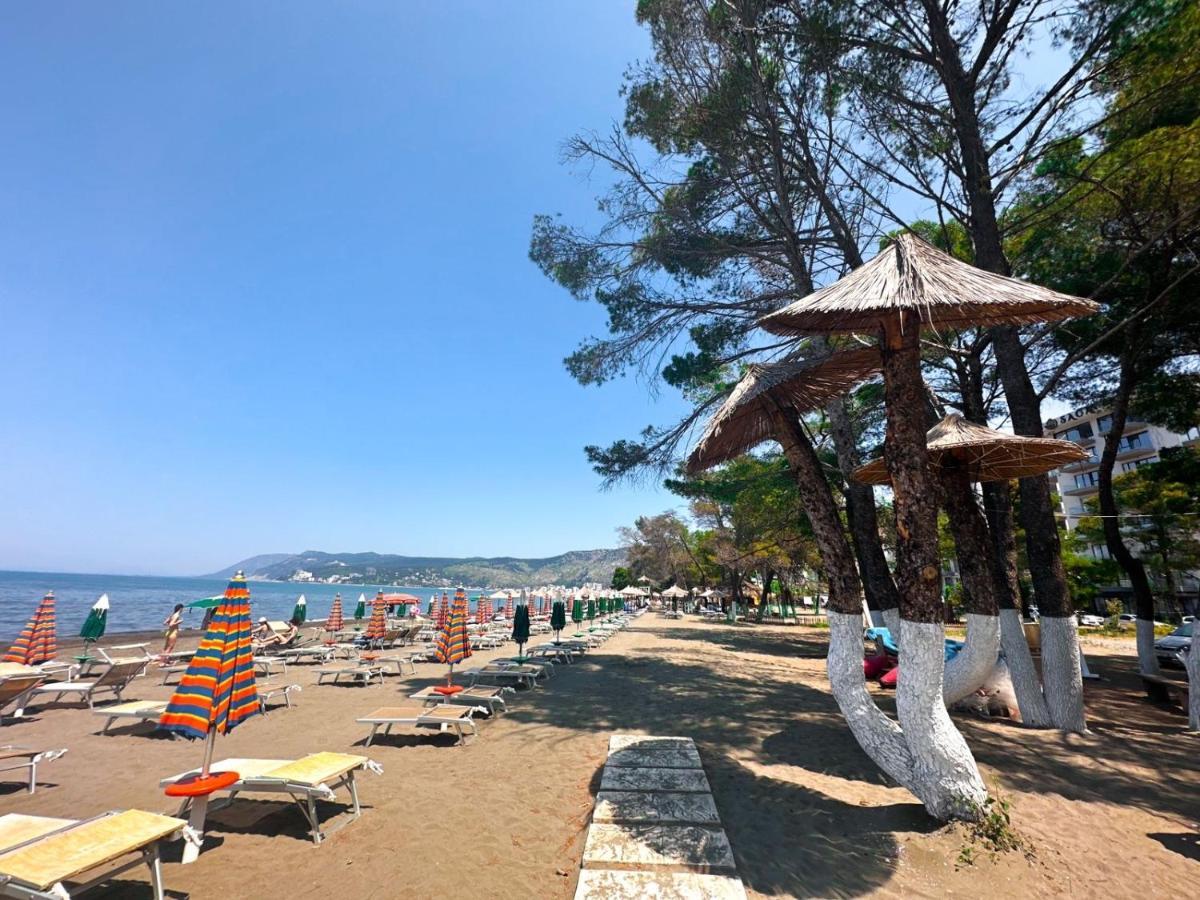 Frojd Kune Resort & Beach Hotel Shëngjin Exteriör bild