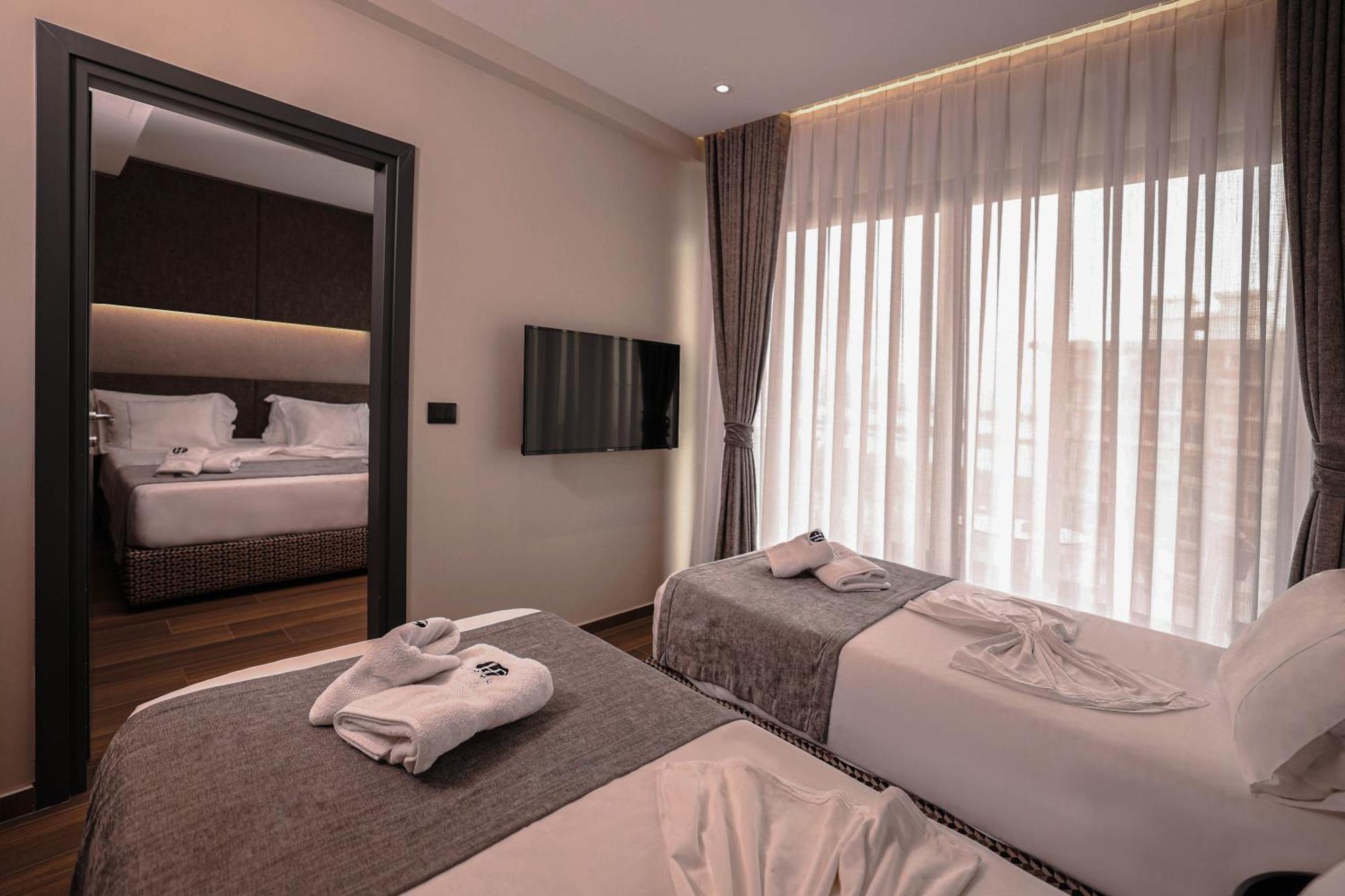 Frojd Kune Resort & Beach Hotel Shëngjin Exteriör bild